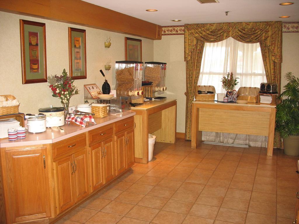 Country Inn & Suites By Radisson, Holland, Mi Εστιατόριο φωτογραφία